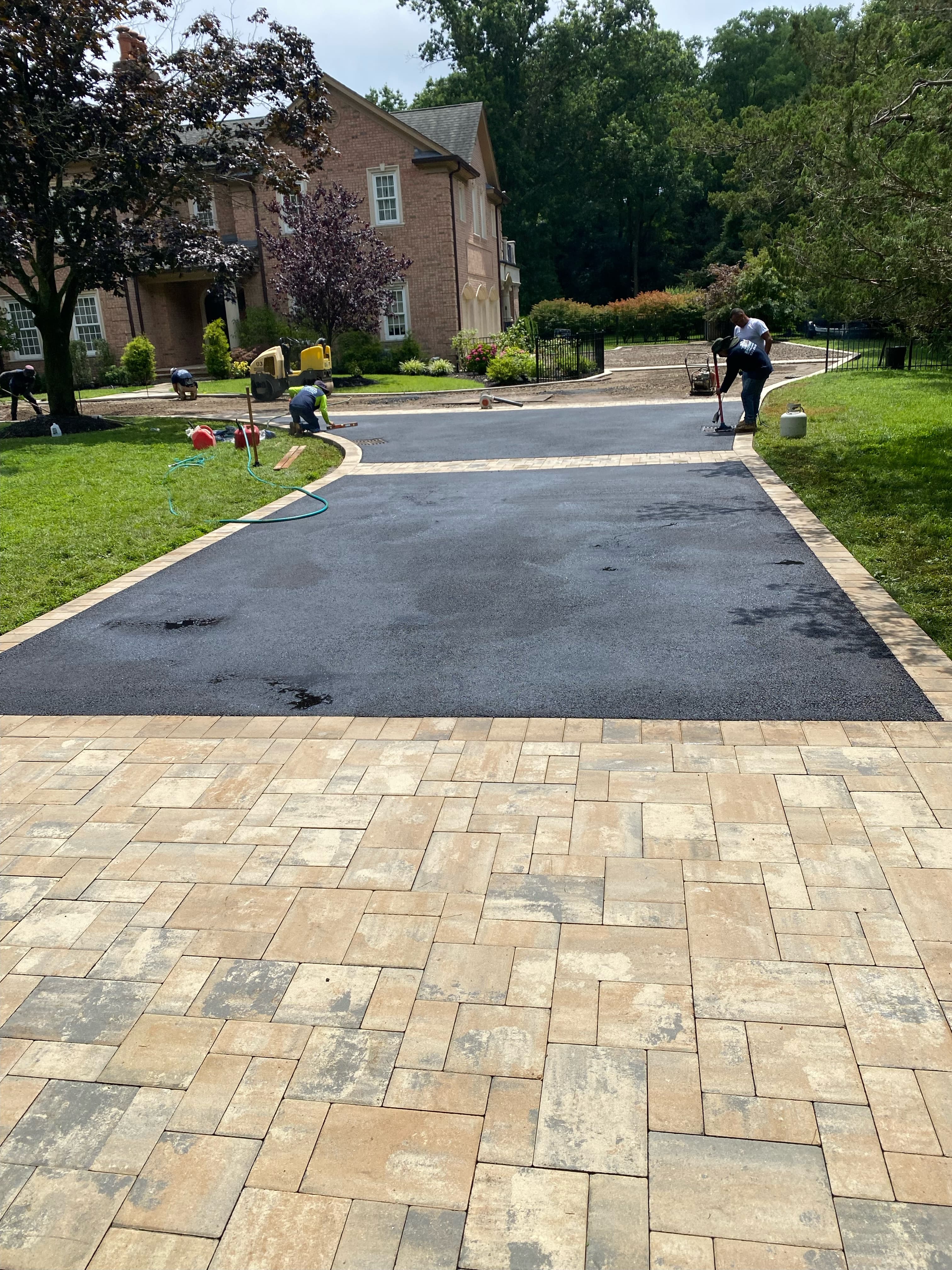 Walkways & Entryways in Brookhaven, NY - Brothers Paving & Masonry