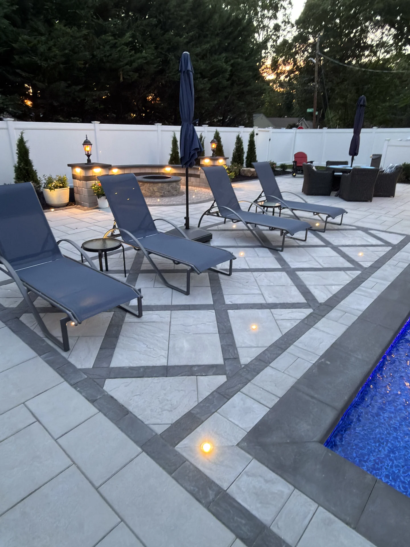 The lounging terrace at last light, Nesconset