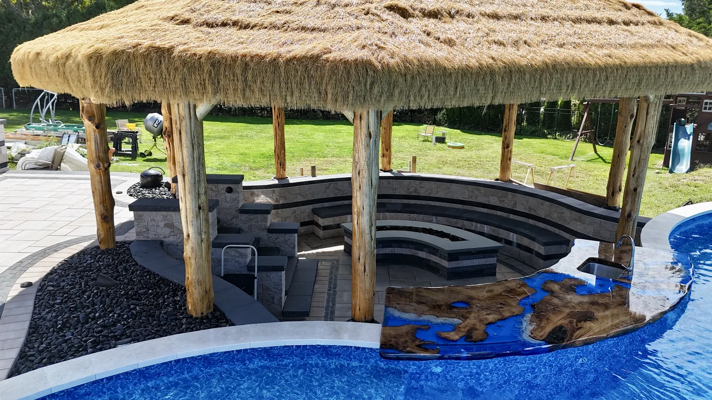 The thatched palapa over the sunken swim-up bar, East Northport