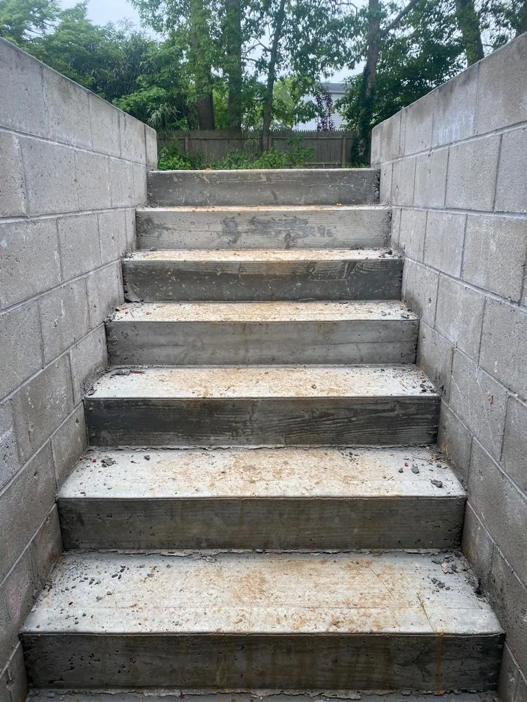 Retaining wall in Garden City, Long Island