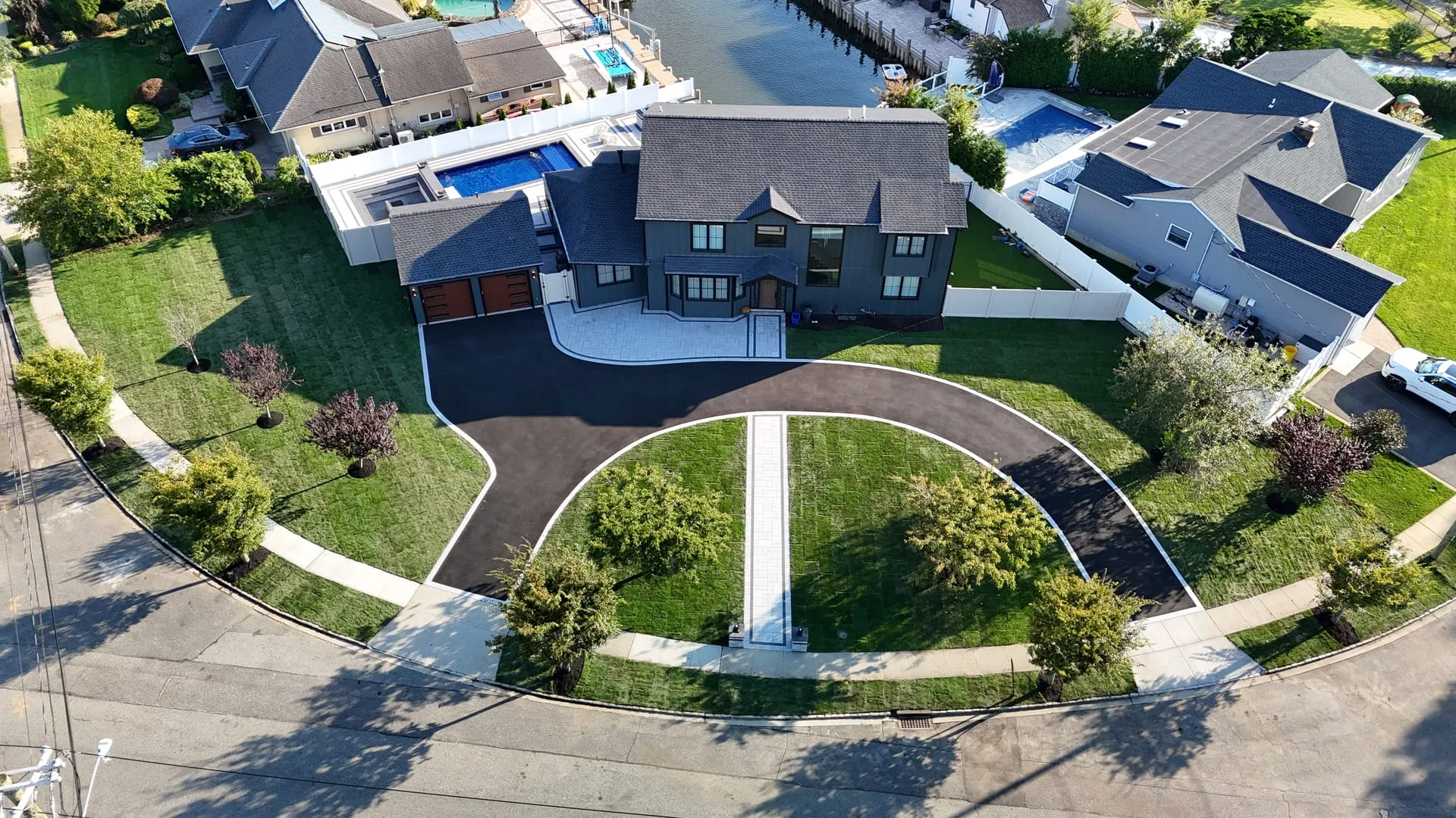 Front Entry Walkways in Eatons Neck, NY - Brothers Paving & Masonry